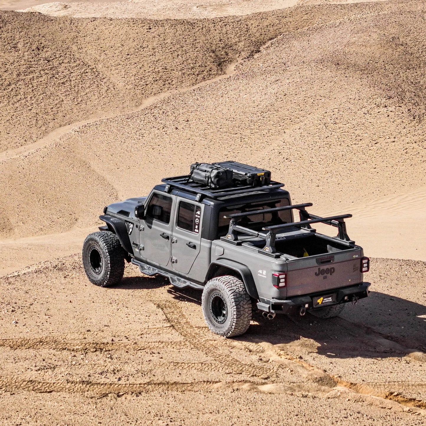 JEEP グラディエーター JT STORM ルーフラック