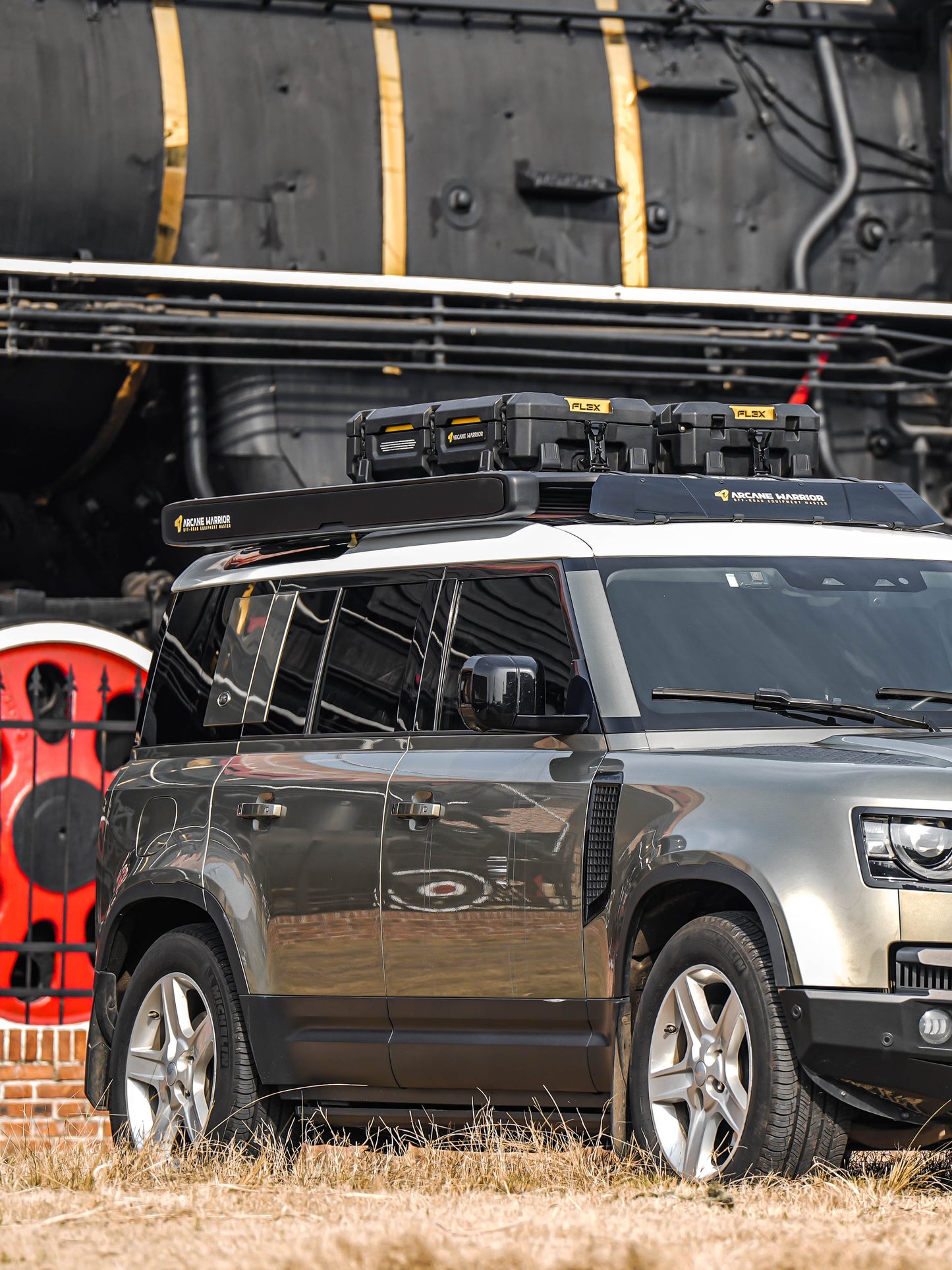 LANDROVER DEFENDER ランドローバー ディフェンダー110 STORM ルーフラック (LOWタイプ)