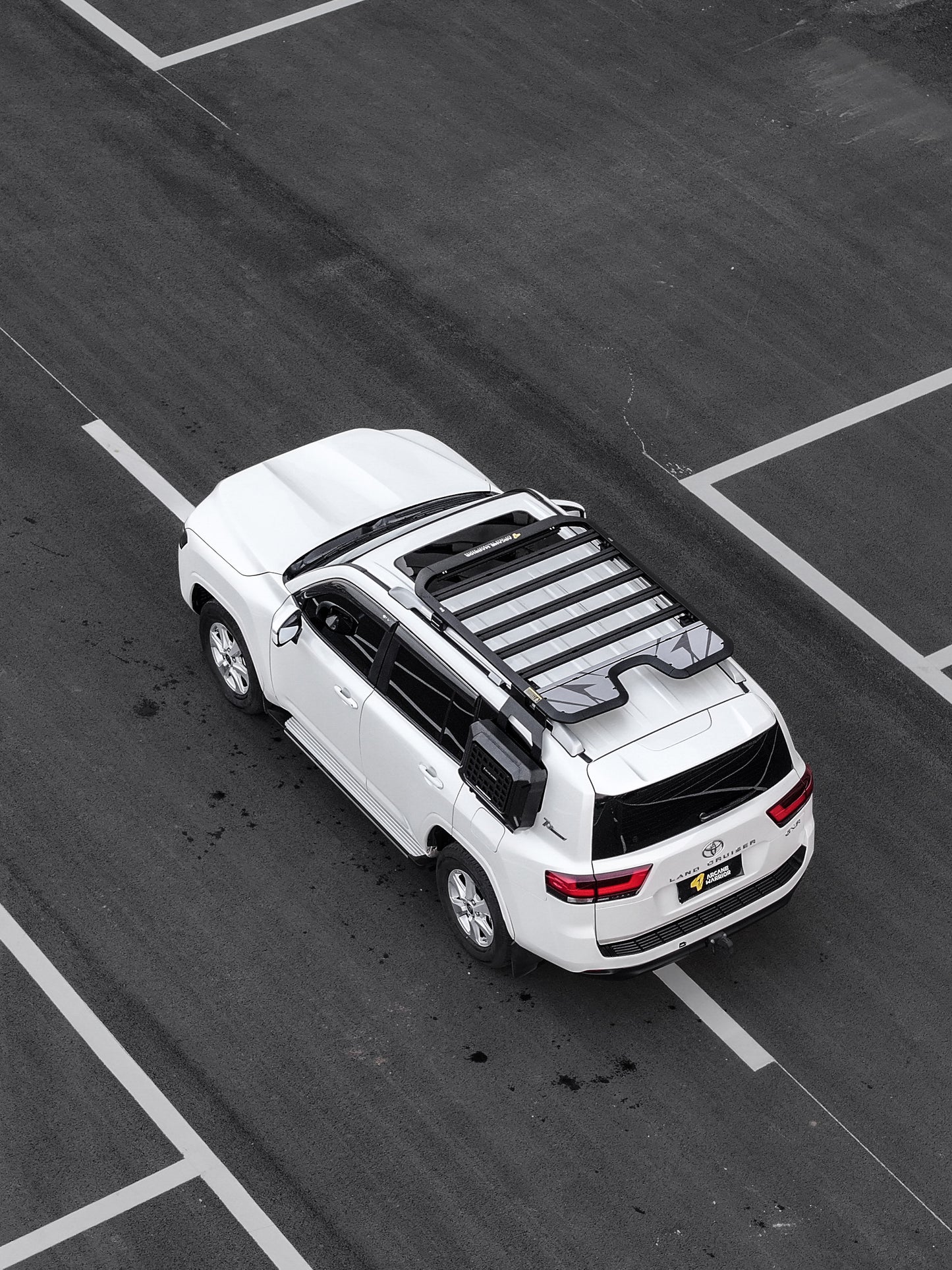 TOYOTA LC300 トヨタ ランクル300 STORM ルーフラック