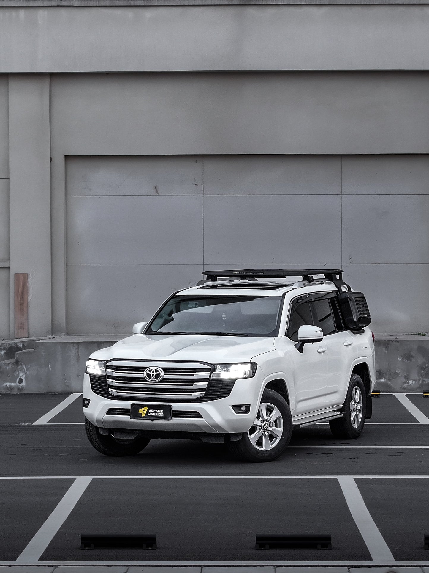 TOYOTA LC300 トヨタ ランクル300 STORM ルーフラック